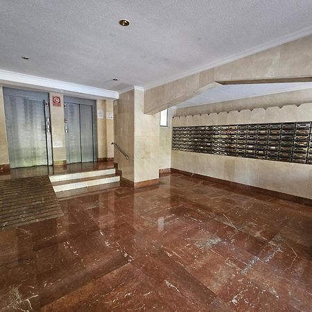 Apartamento Moby Dick If Бенидорм Екстериор снимка