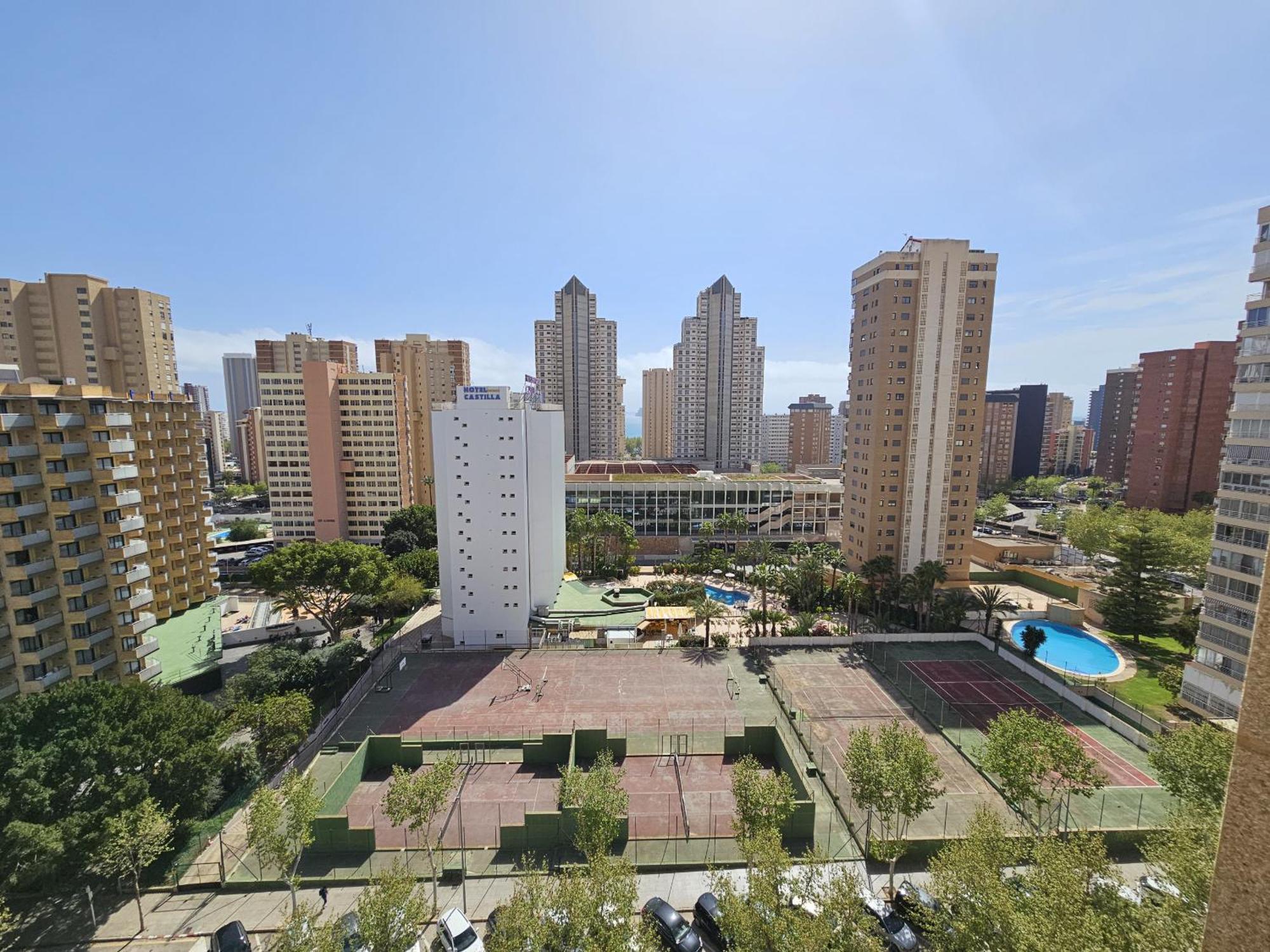 Apartamento Moby Dick If Бенидорм Екстериор снимка