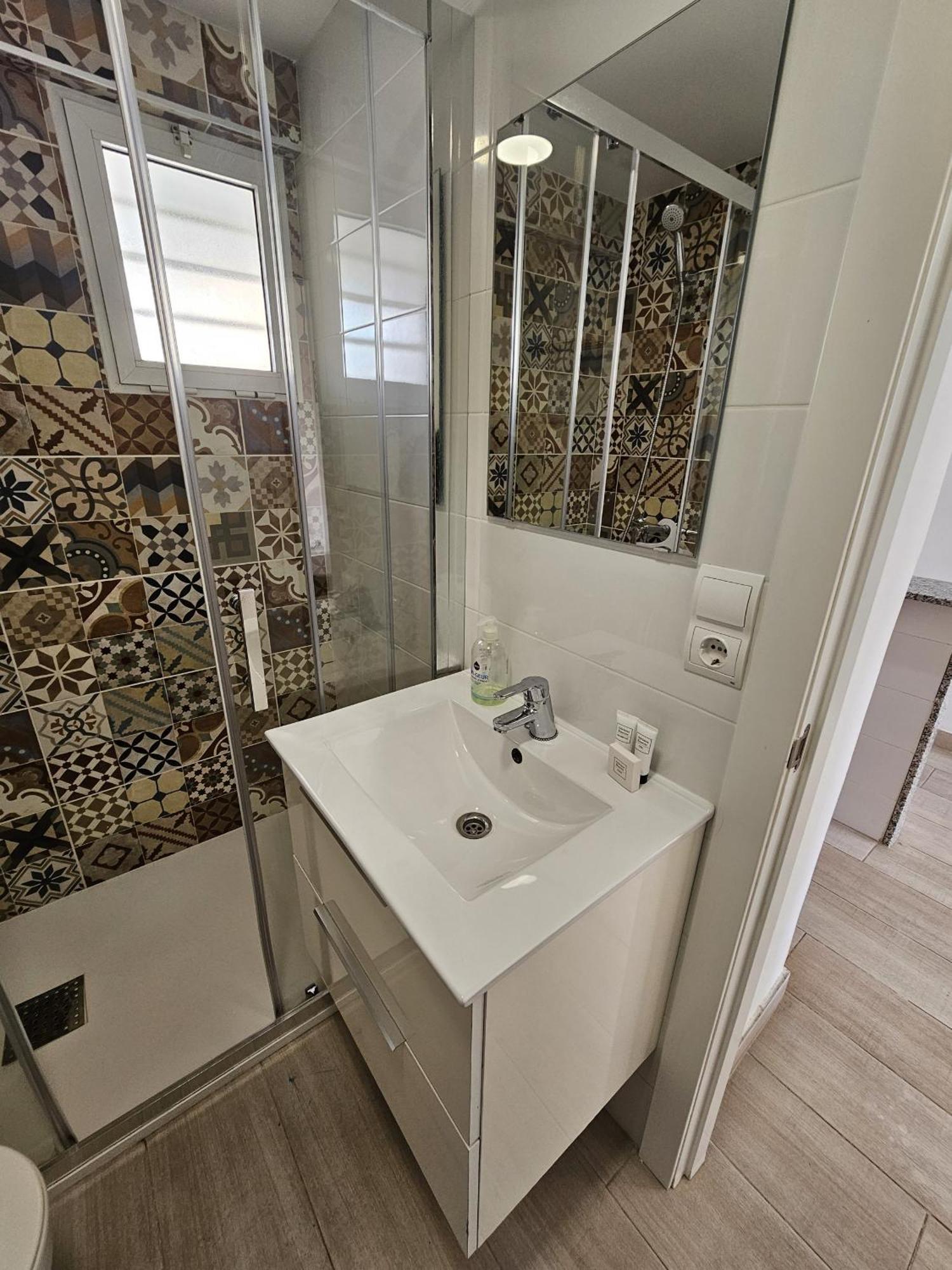 Apartamento Moby Dick If Бенидорм Екстериор снимка